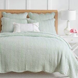 🆕 PB Style Green & White Striped Cotton Quilt Coverlet Scalloped Trim Set NWT